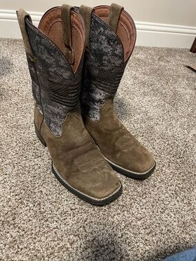 Ariat Sport Flying Proud Wide Square Toe Cowboy Boots